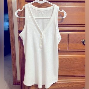 LOFT White tank top. NWT, size S